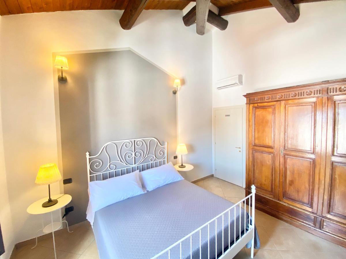 B&B Stazione Don Camillo Brescello Eksteriør bilde